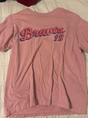 Pink 'Braves 98 Morgan Wallen’ Short Sleeve Graphic Tee